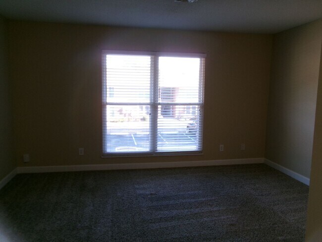 Foto del edificio - 2 bedroom, 1 bath condo in downtown Conway