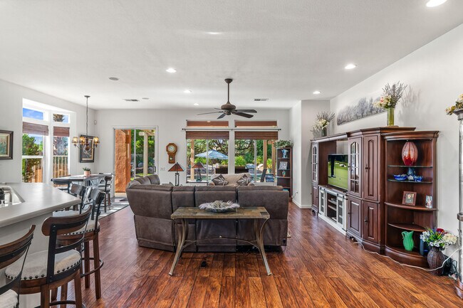 Building Photo - 44129 Royal Troon Dr