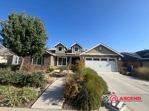 Building Photo - 9414 Mountain Peak Ln