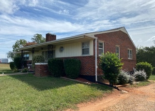 Building Photo - 5600 White Oak Dr