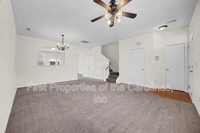 Foto del edificio - 7371 Laurel Valley Rd