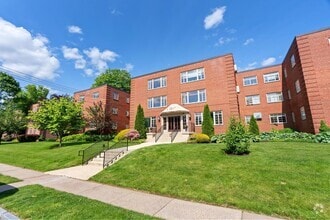 Building Photo - 30 Outlook Ave