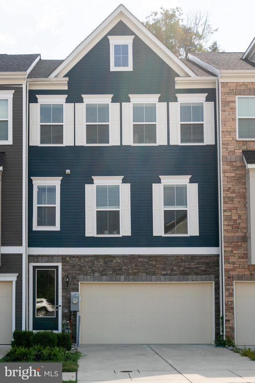 Foto principal - 1445 Honeylocust Dr