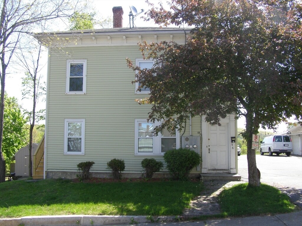 6 Claflin St Unit D, Milford, MA 01757 Room for Rent in Milford, MA