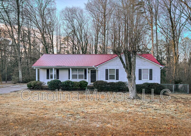 Primary Photo - 2304 Saluda Dam Rd
