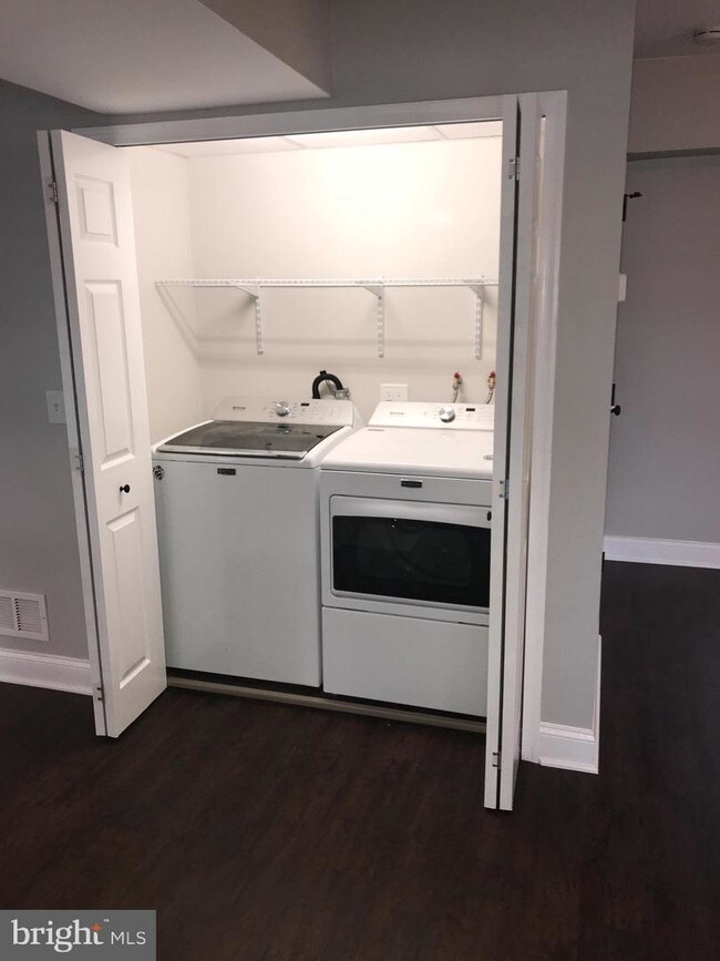 Foto del edificio - 2319 Forest Grove Rd