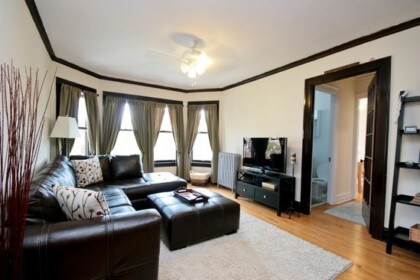 Foto del edificio - 649-57 W. Oakdale / 2919-21 N. Clark