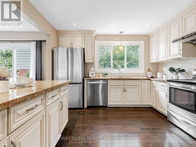 Building Photo - 97 Bridlewood Blvd