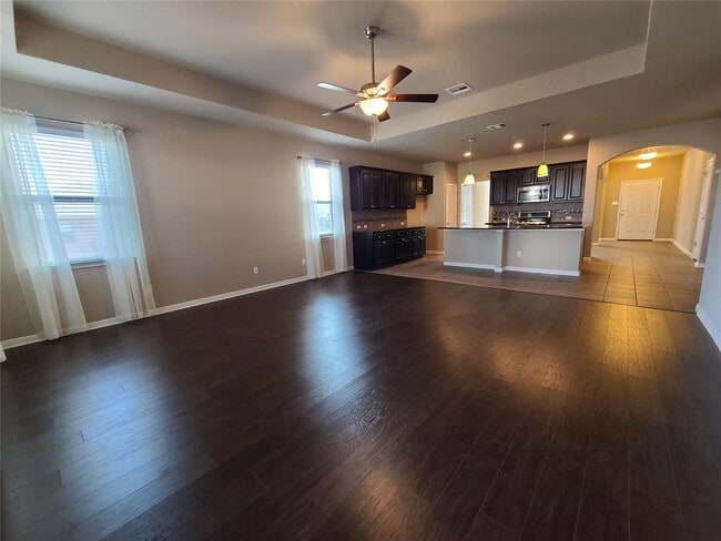 Building Photo - 826 Hot Spring Valley