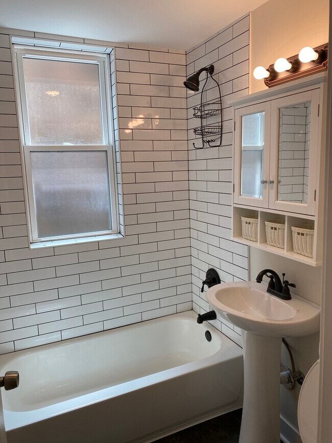 Foto del edificio - 6624 S Rhodes Ave