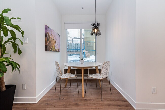 Photo du bâtiment - 1640 Rue Berri