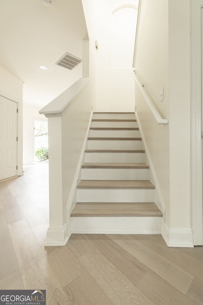 Foto del edificio - 2070 Cabela Dr