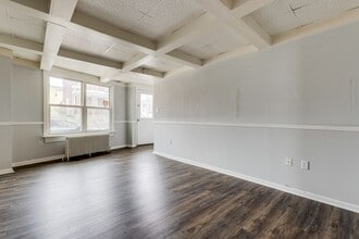 Building Photo - 2300 Arlington Ave
