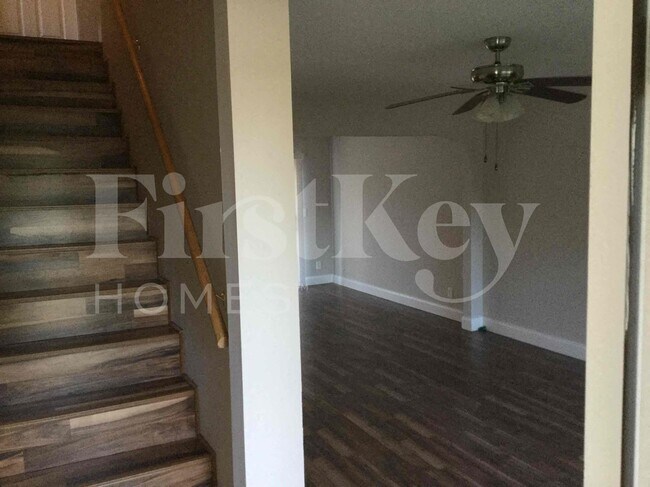 Foto del edificio - 5227 Adams Rd