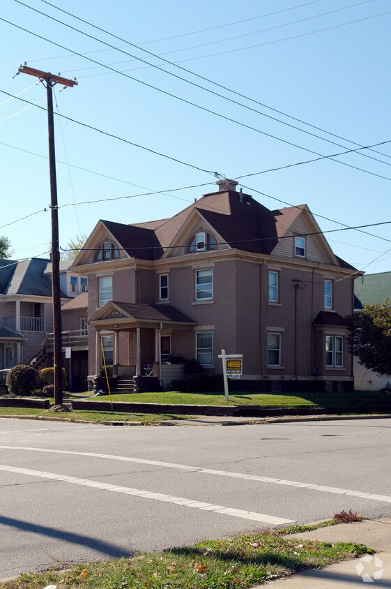 Primary Photo - 254 3rd St NW