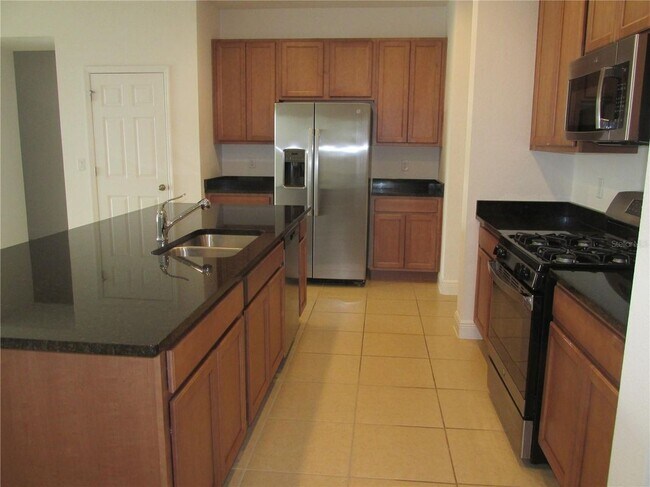 Foto del edificio - 4900 Golden Zenith Wy