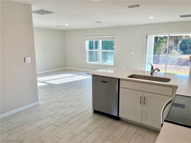 Foto del edificio - 5029 S Rosebud Cir