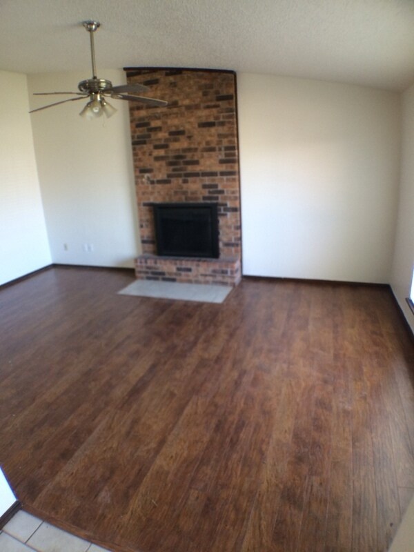 Primary Photo - 3 Bed, 2 bath, 2 car garage home - Noble, OK
