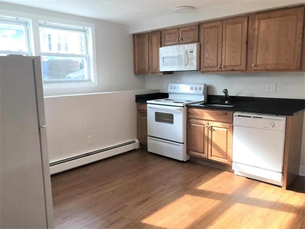 Primary Photo - 2 Granite St