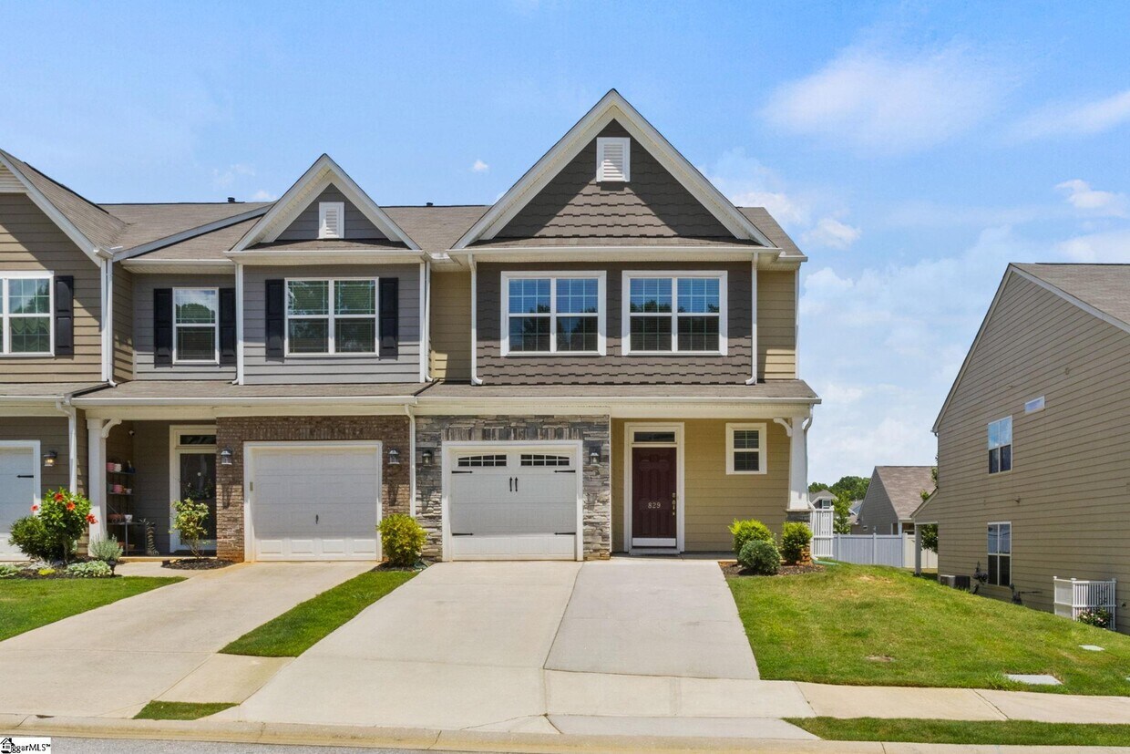 Foto principal - 829 Appleby Dr