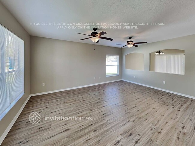 Building Photo - 3406 70th Ct E