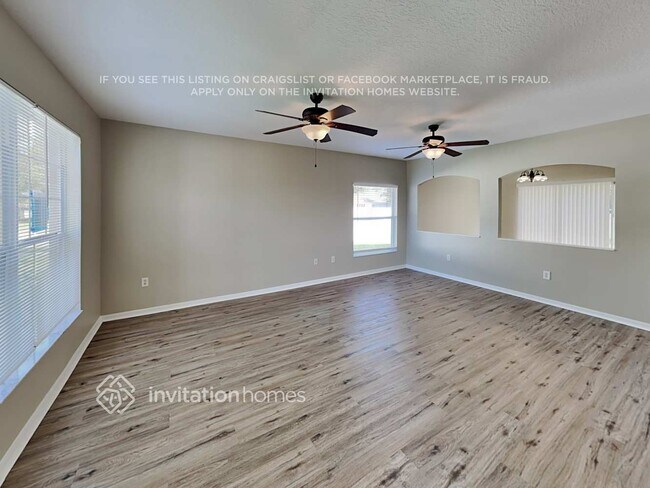 Foto del edificio - 3406 70th Ct E