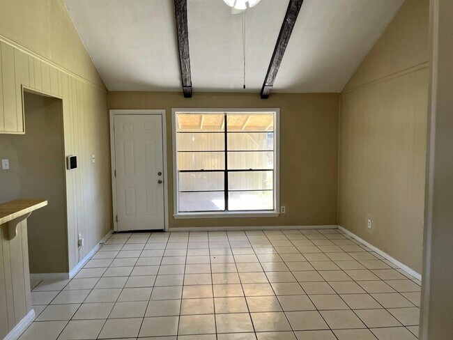 Foto del edificio - 9234 Long Barrel Ln