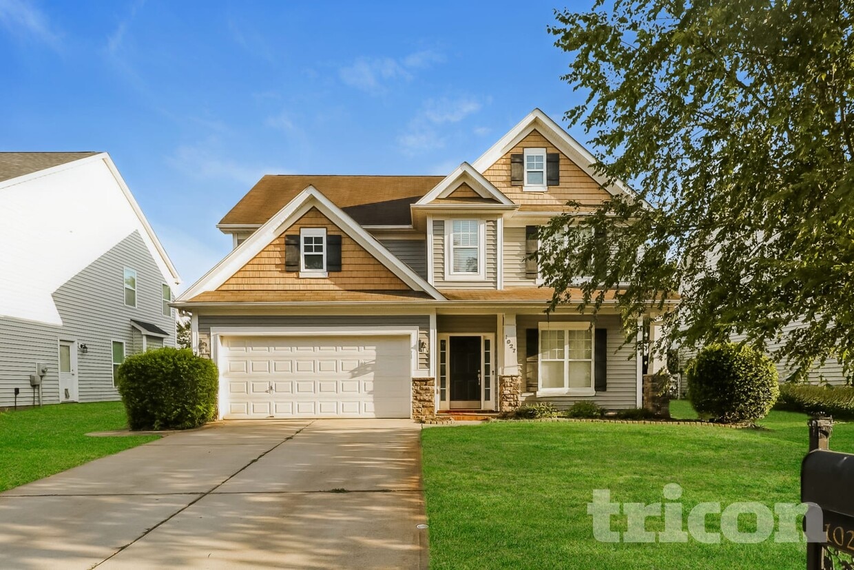 Primary Photo - 1027 Coulwood Ln