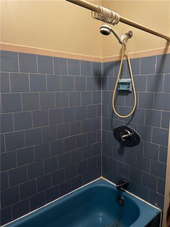 Foto del edificio - 1455 Mineral Spring Ave