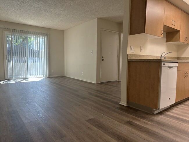 Foto del edificio - 19550 E Cienega Ave