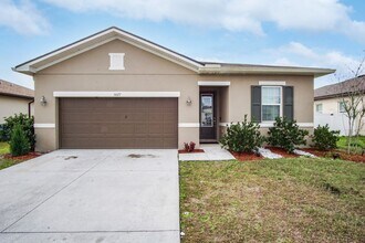 Building Photo - 5627 Western Sun Dr