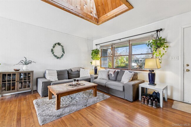 Foto del edificio - 5 Rutyna Cir