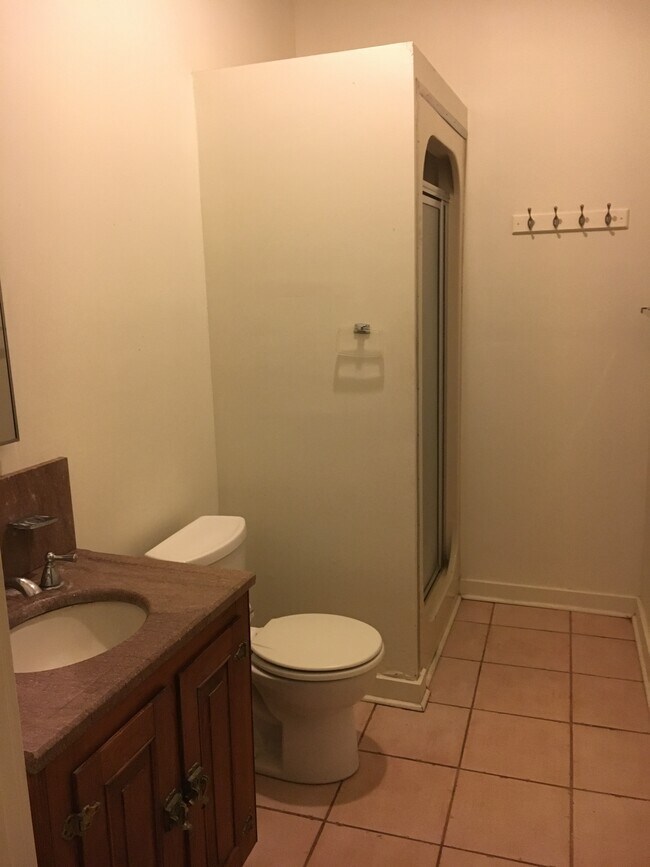 Bathroom with shower - 570 Walnut St