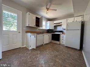 Foto del edificio - 458 Mainview Ct