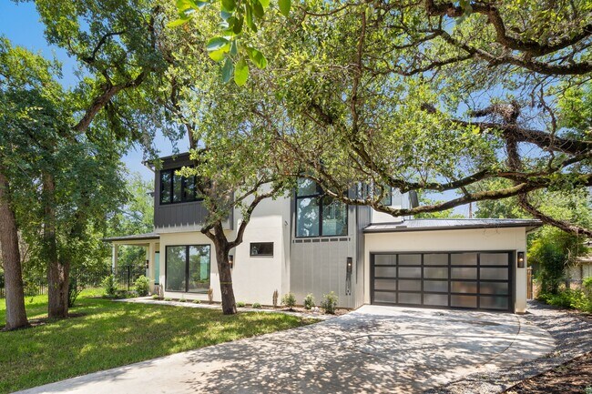 Foto del edificio - 2504 Bluffview Dr