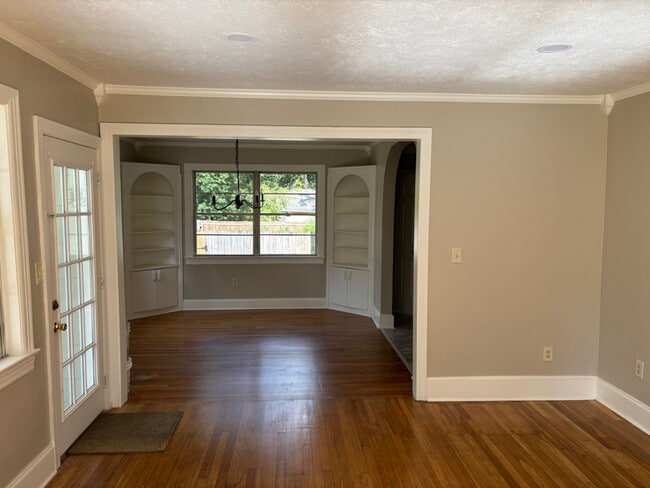 Photo - 4650 Manila Dr House