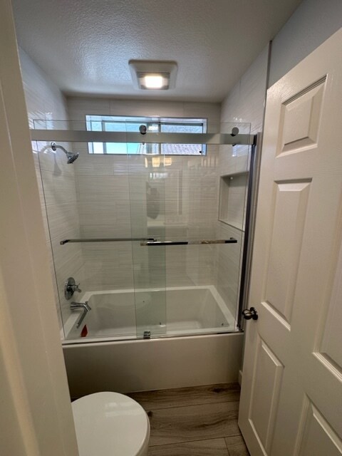 Foto del edificio - 10266 Wateridge Cir