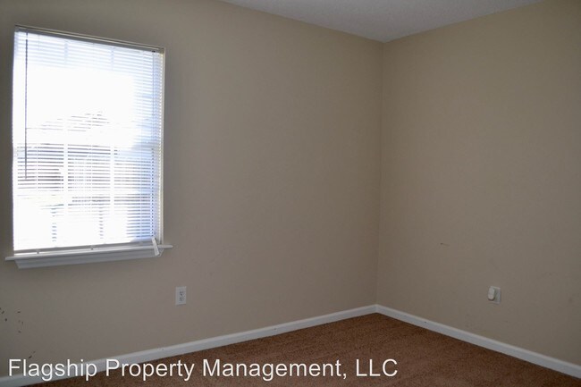 Building Photo - 3308 Parkway Ct