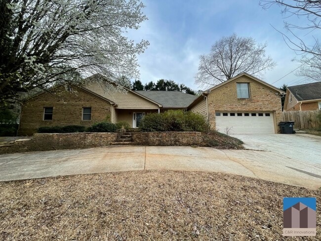 Building Photo - 2273 Windland Dr