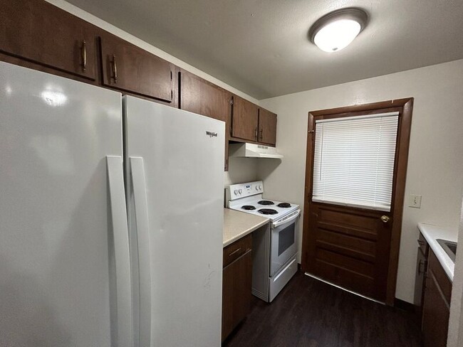 Building Photo - 4569 Croftshire Dr