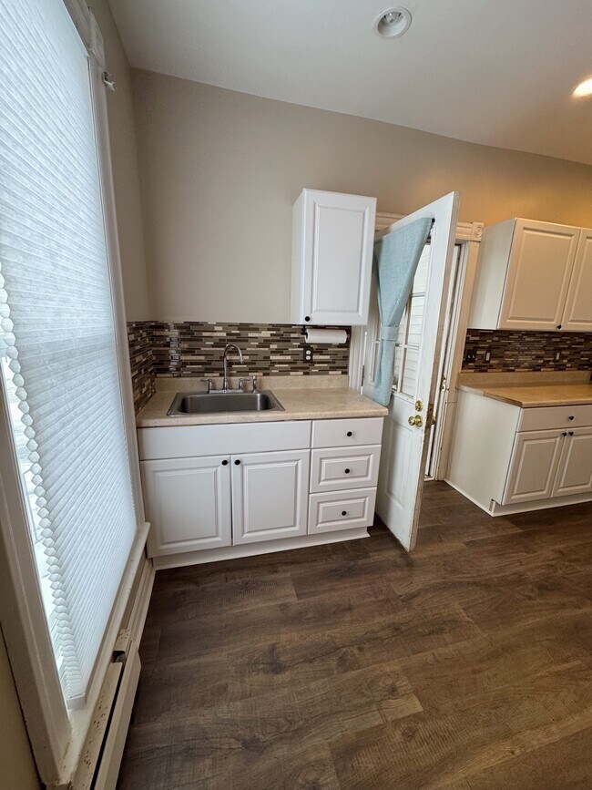 Foto del edificio - 160 Christiana St