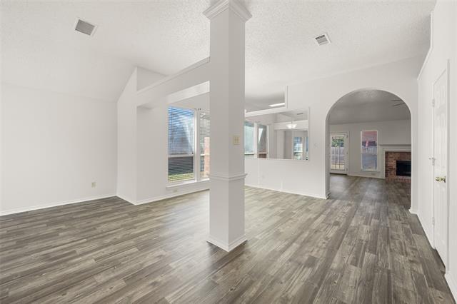 Foto del edificio - 1417 Warwick Dr