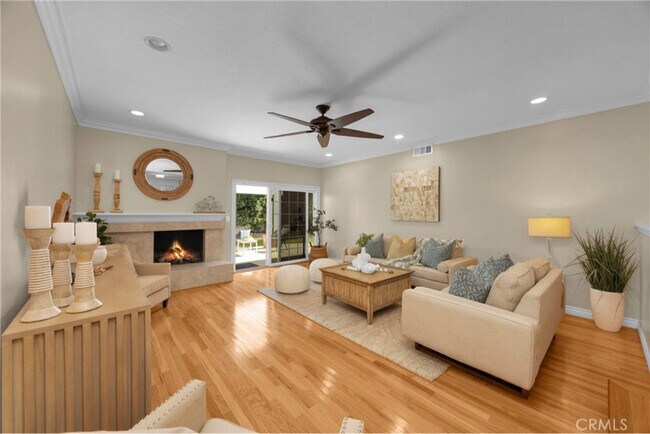 Foto del edificio - 3480 Lilly Ave