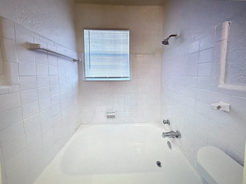 Building Photo - 2805 Carter St