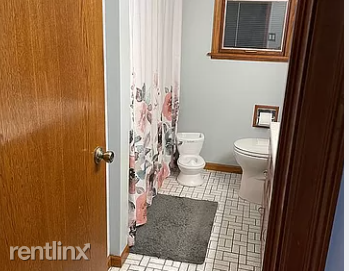 Foto del edificio - 3 br, 2 bath House - 6217 W Lake Rd