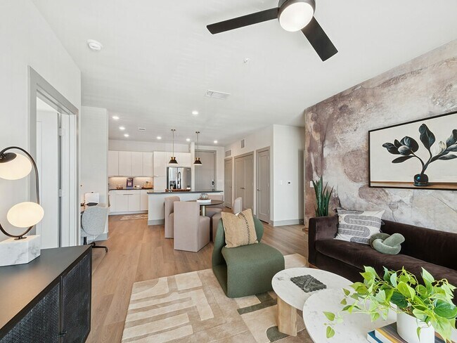 Foto del edificio - 10 Weeks Free | Luxury 2-Bed Home!