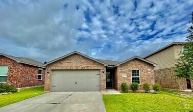 Building Photo - 22610 Cloverland Field Dr