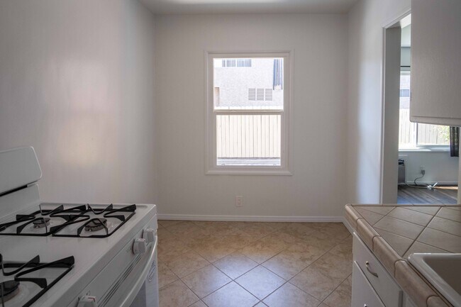Foto del edificio - 5336 Hermitage Ave
