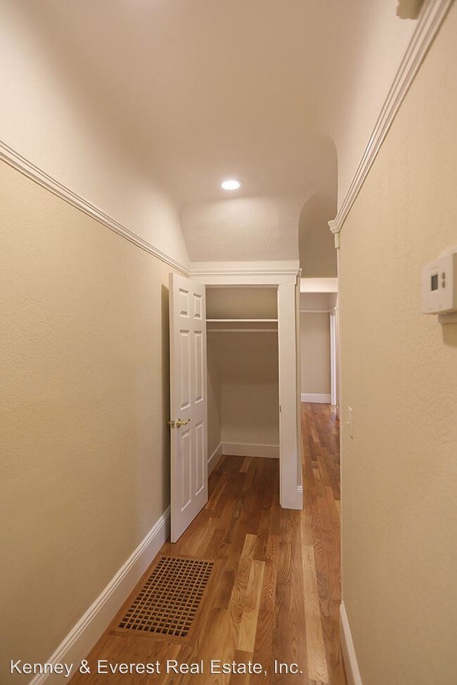Foto del edificio - 2 br, 1 bath House - 855 San Jose Avenue
