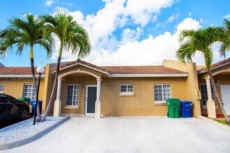 Building Photo - 7683 NW 182nd Ln